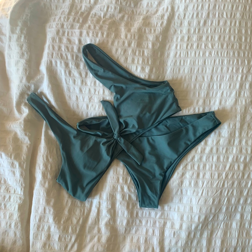 Green medium bikini